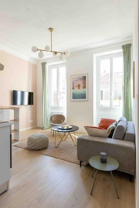 Appart Cosy A 1' Du Cours Julien Marseille Exterior photo