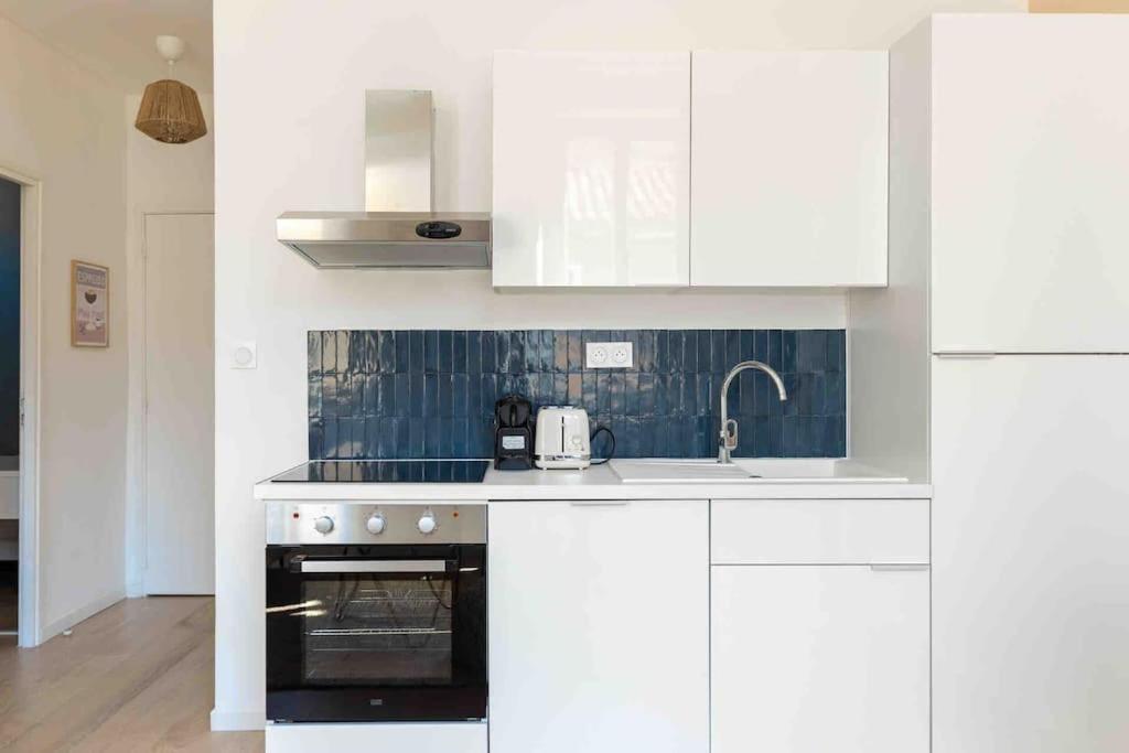 Appart Cosy A 1' Du Cours Julien Marseille Exterior photo